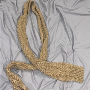 🎉EUC michael kors knit scarf🎉